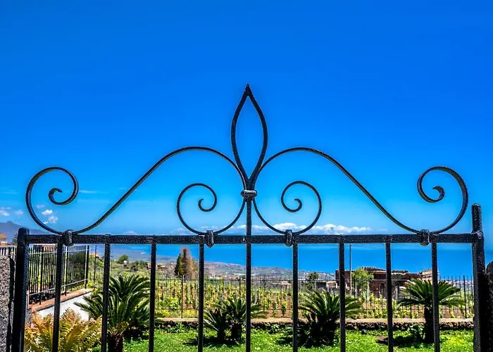 Casa Zu\' Saru